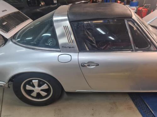 Porsche 911 Targa Silver